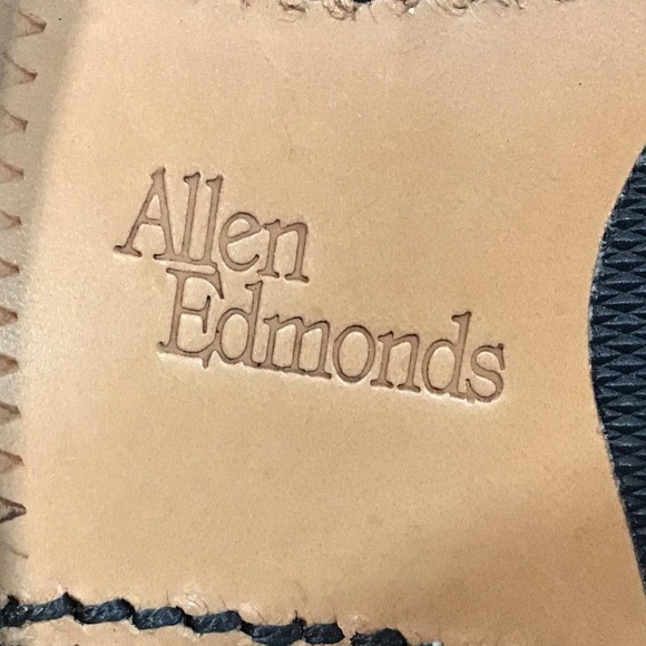 Men’s Allen Edmonds Tan Leather Slip On Loafers Size 7D main image 3
